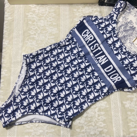 ❤️🔥❤️🔥Women's Dior bikini👙 Size m - Picture 1 of 6